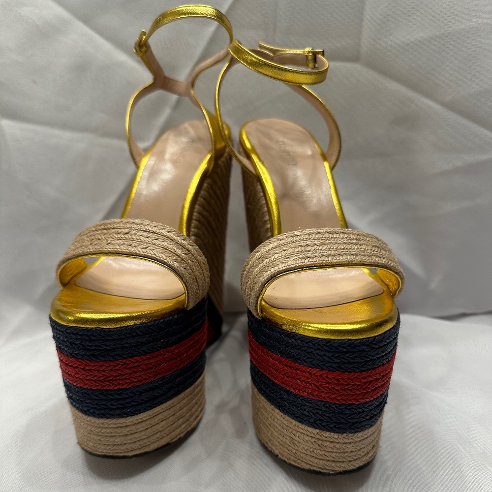 Gucci Wedges sz 37